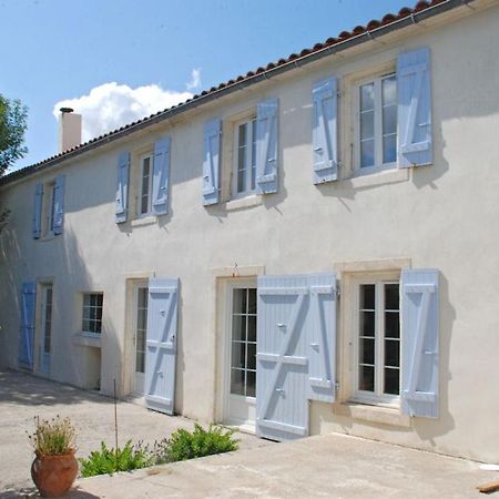La Tonnelle Fleurie Chambres D'Hotes Sainte-Soulle Zewnętrze zdjęcie
